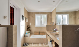 Lujoso apartamento en planta baja en venta, situado en la Nueva Milla de Oro entre Marbella y Estepona 776554 