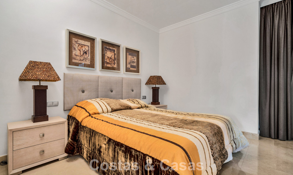 Lujoso apartamento en planta baja en venta, situado en la Nueva Milla de Oro entre Marbella y Estepona 776557