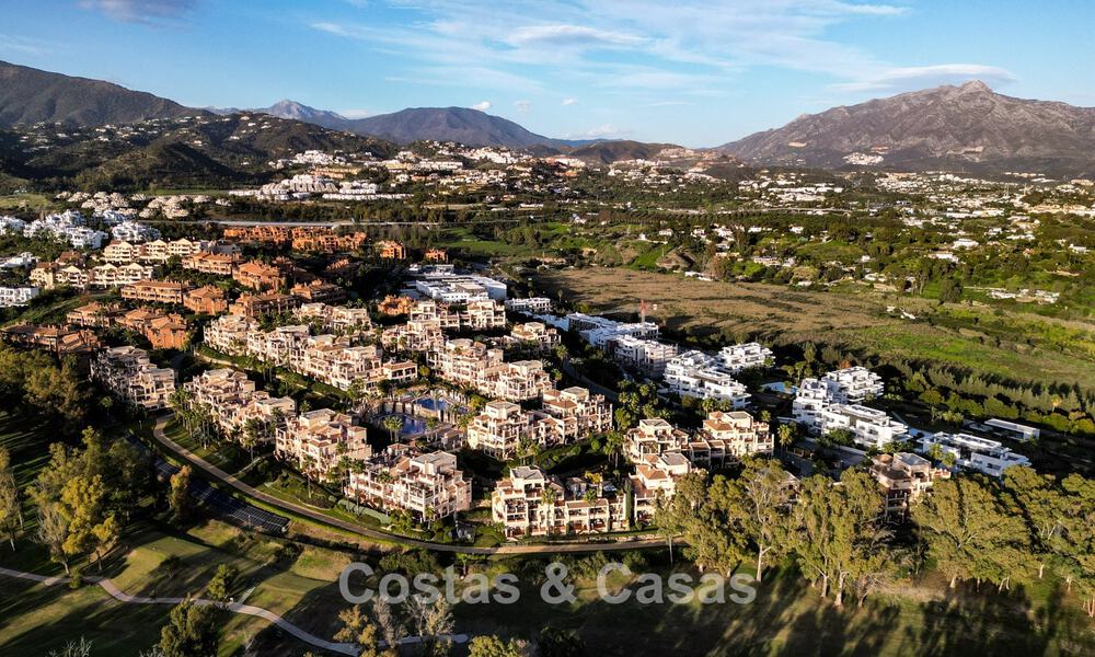 Lujoso apartamento en planta baja en venta, situado en la Nueva Milla de Oro entre Marbella y Estepona 776565