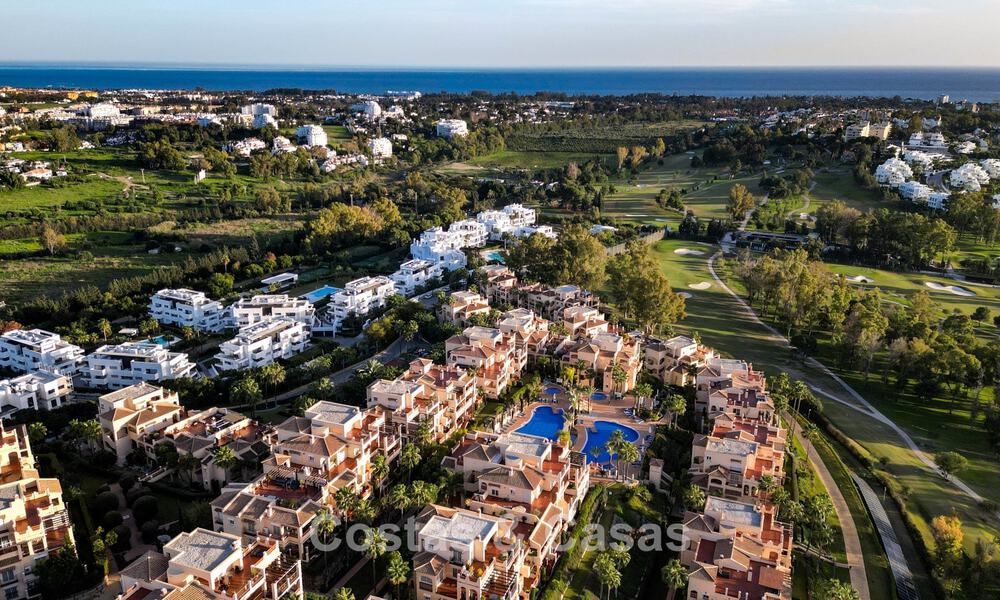 Lujoso apartamento en planta baja en venta, situado en la Nueva Milla de Oro entre Marbella y Estepona 776567