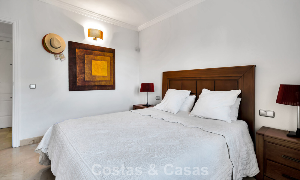Lujoso apartamento en planta baja en venta, situado en la Nueva Milla de Oro entre Marbella y Estepona 776569