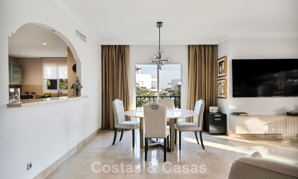 Lujoso apartamento en planta baja en venta, situado en la Nueva Milla de Oro entre Marbella y Estepona 776575