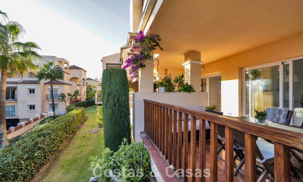 Lujoso apartamento en planta baja en venta, situado en la Nueva Milla de Oro entre Marbella y Estepona 776588