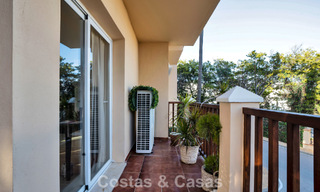 Lujoso apartamento en planta baja en venta, situado en la Nueva Milla de Oro entre Marbella y Estepona 776590 