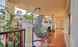 Lujoso apartamento en planta baja en venta, situado en la Nueva Milla de Oro entre Marbella y Estepona 776591 