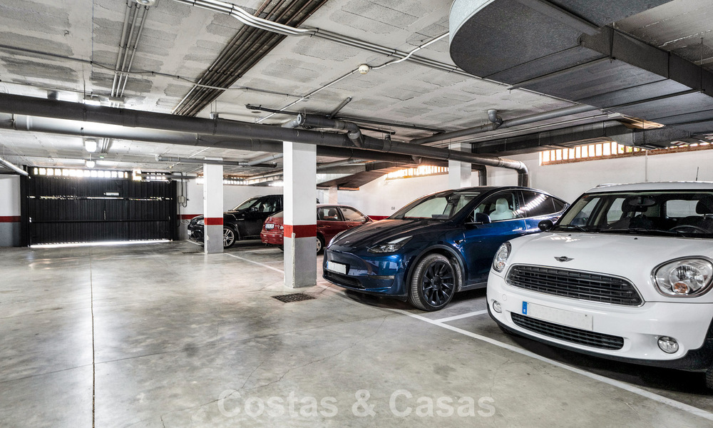 Lujoso apartamento en planta baja en venta, situado en la Nueva Milla de Oro entre Marbella y Estepona 776592
