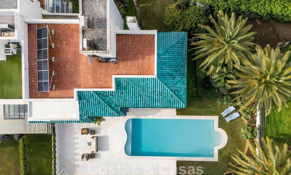 Encantadora casa adosada con piscina privada en venta, en un codiciado enclave de golf de La Quinta, Marbella - Benahavis 776623