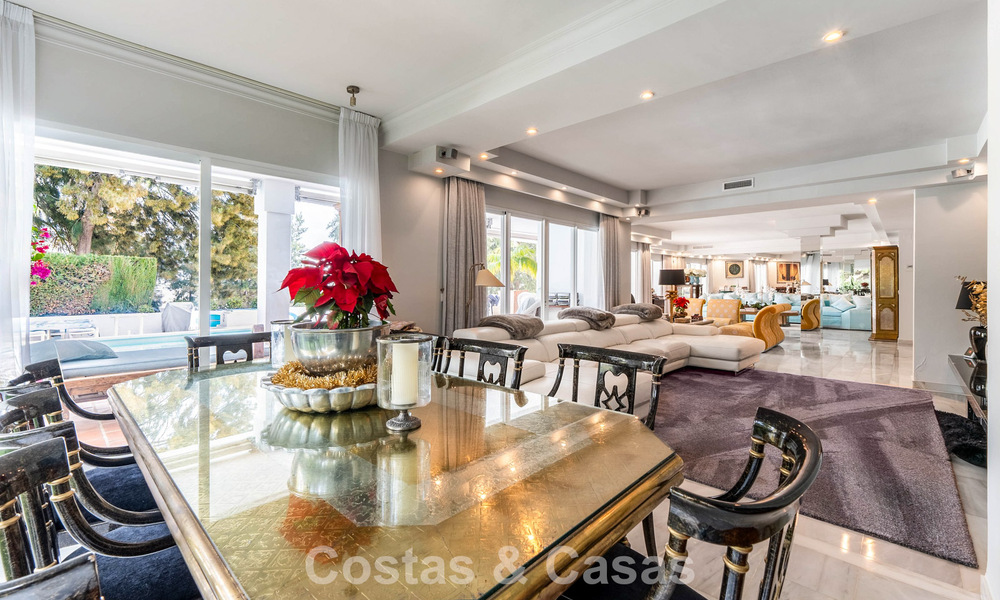 Encantadora casa adosada con piscina privada en venta, en un codiciado enclave de golf de La Quinta, Marbella - Benahavis 776630
