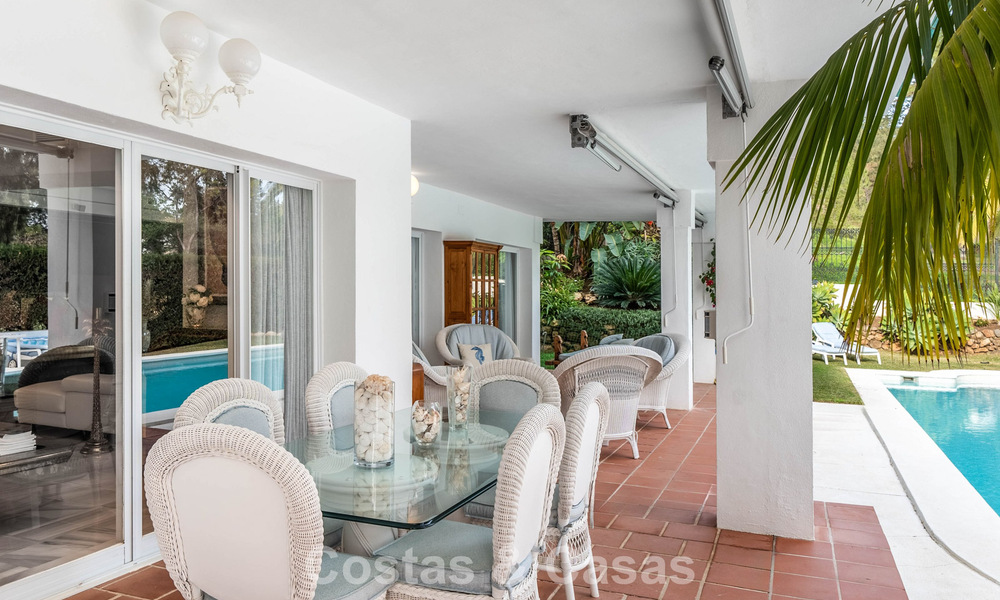 Encantadora casa adosada con piscina privada en venta, en un codiciado enclave de golf de La Quinta, Marbella - Benahavis 776635