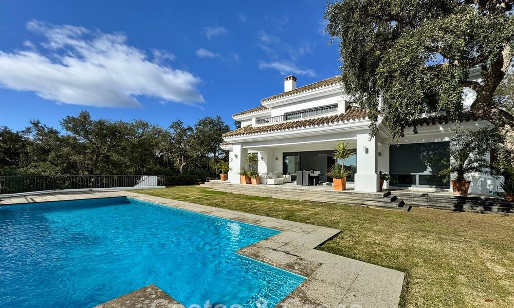 Fantástica villa de lujo en venta rodeada de naturaleza en la exclusiva comunidad de Valderrama en Sotogrande, Costa del Sol 776721