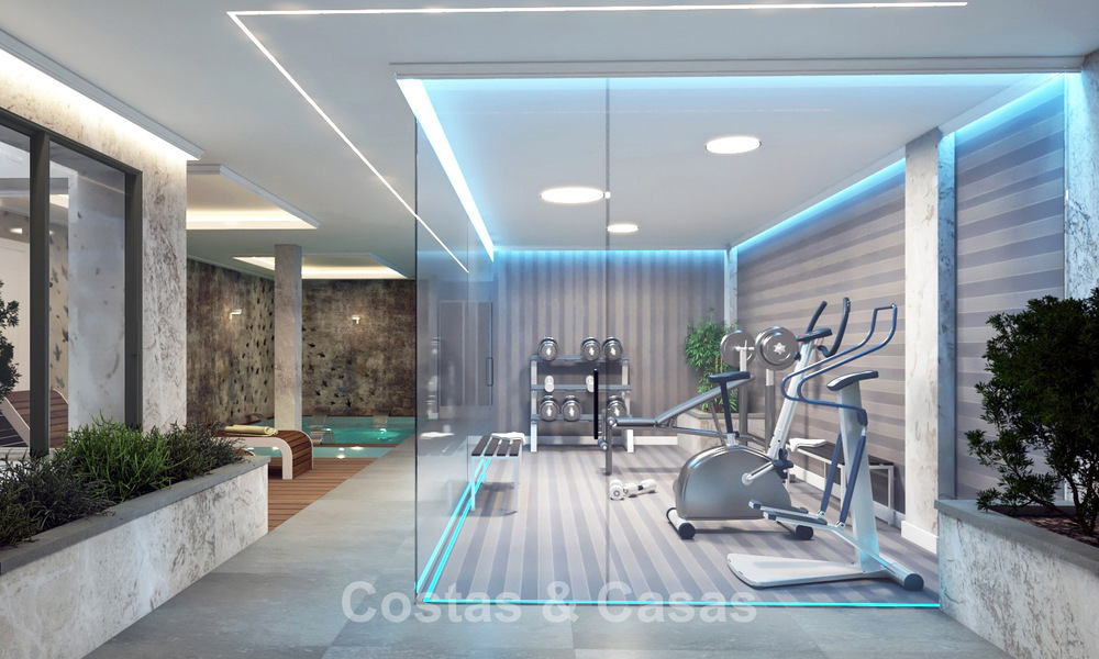 Proyecto con villa de lujo de diseño, en venta en una de las zonas más cotizadas de Fuengirola, Costa del Sol 776745