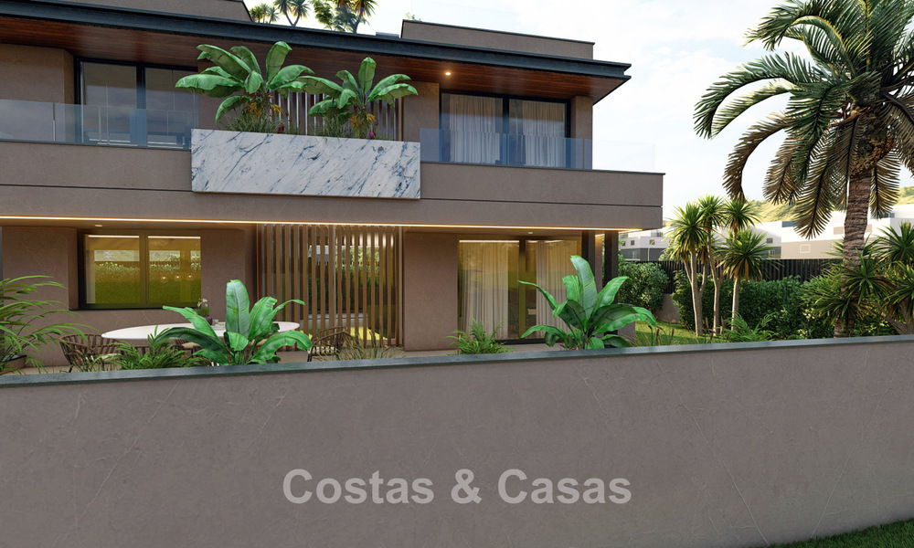 Proyecto con villa de lujo de diseño, en venta en una de las zonas más cotizadas de Fuengirola, Costa del Sol 776762