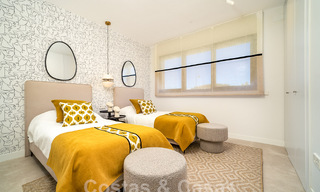 Moderna villa adosada con vistas al mar en venta en un complejo de lujo en Mijas Costa, Costa del Sol 776825 