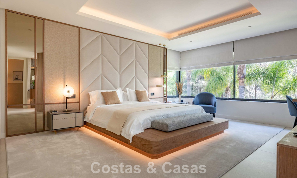 Villa de lujo reformada en venta en una prestigiosa zona residencial en Marbella Este 777023