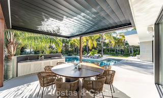 Villa de lujo reformada en venta en una prestigiosa zona residencial en Marbella Este 777026 