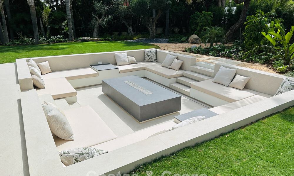 Villa de lujo reformada en venta en una prestigiosa zona residencial en Marbella Este 777029