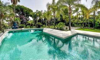 Villa de lujo reformada en venta en una prestigiosa zona residencial en Marbella Este 777037 