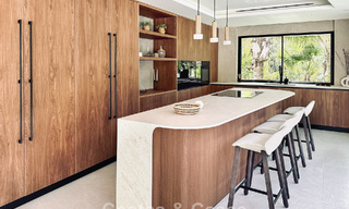 Villa de lujo reformada en venta en una prestigiosa zona residencial en Marbella Este 777041 