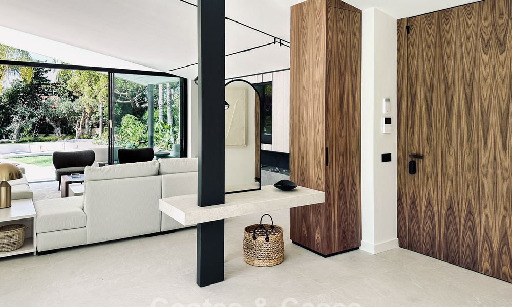 Villa de lujo reformada en venta en una prestigiosa zona residencial en Marbella Este 777042