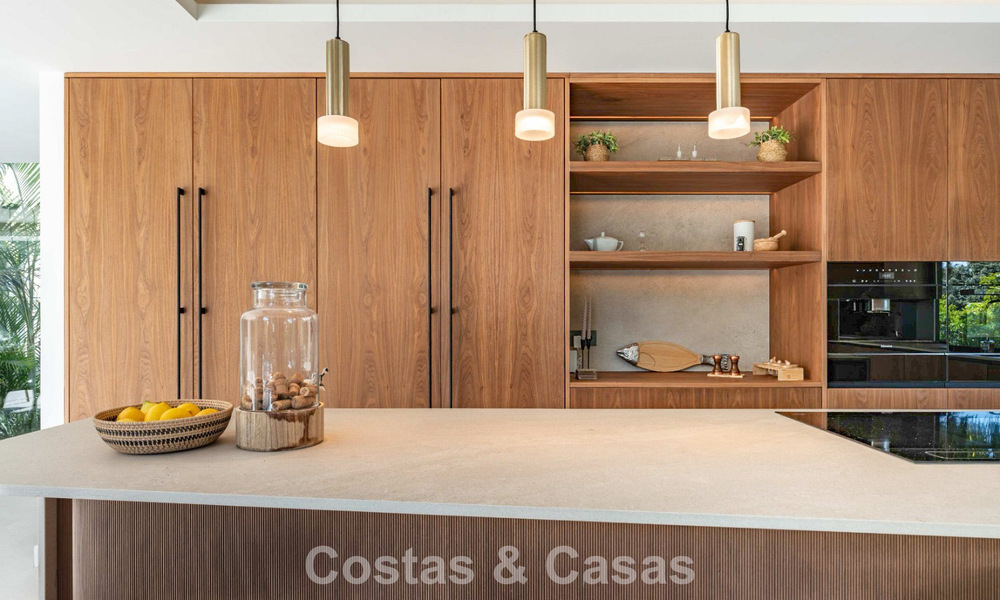 Villa de lujo reformada en venta en una prestigiosa zona residencial en Marbella Este 777062