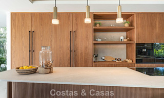 Villa de lujo reformada en venta en una prestigiosa zona residencial en Marbella Este 777062 