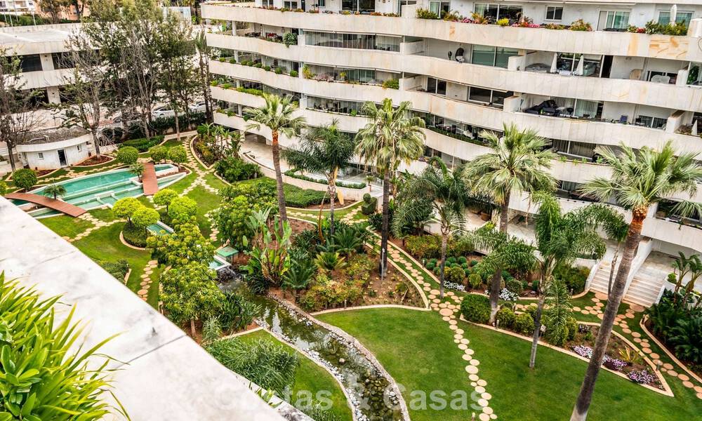 Exclusivo ático dúplex en venta, cerca de la playa en Puerto Banús, Marbella 776951