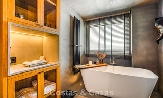 Exclusivo ático dúplex en venta, cerca de la playa en Puerto Banús, Marbella 776968 