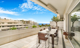 Exclusivo ático dúplex en venta, cerca de la playa en Puerto Banús, Marbella 776978 