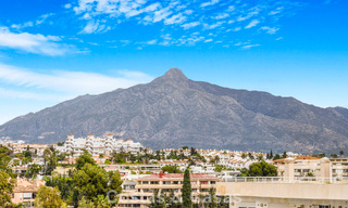 Exclusivo ático dúplex en venta, cerca de la playa en Puerto Banús, Marbella 776988 