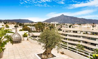 Exclusivo ático dúplex en venta, cerca de la playa en Puerto Banús, Marbella 776993 