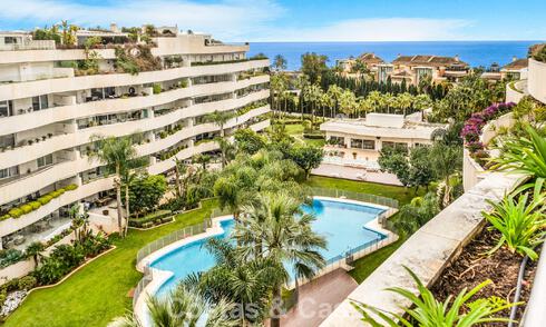 Exclusivo ático dúplex en venta, cerca de la playa en Puerto Banús, Marbella 776998