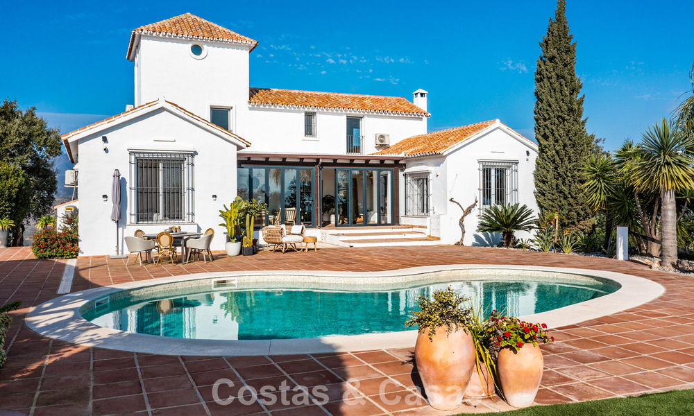 Villa estilo hacienda española con vistas espectaculares en venta en un entorno natural al este del centro de Marbella 776926