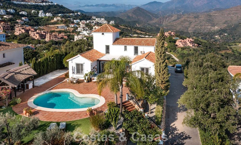 Villa estilo hacienda española con vistas espectaculares en venta en un entorno natural al este del centro de Marbella 776929