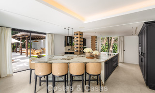 Villa contemporánea de lujo andaluz en venta rodeada de campos de golf en Nueva Andalucía, Marbella 776936 