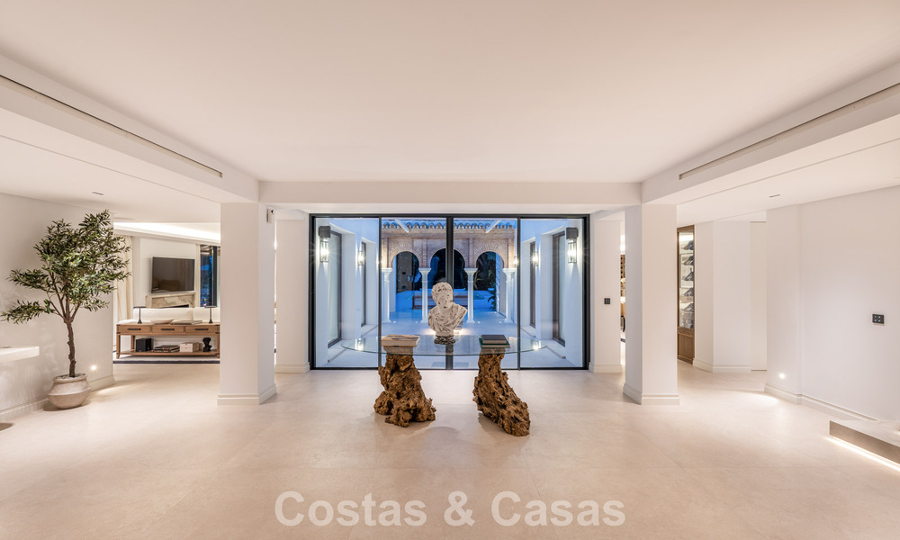 Villa contemporánea de lujo andaluz en venta rodeada de campos de golf en Nueva Andalucía, Marbella 776938