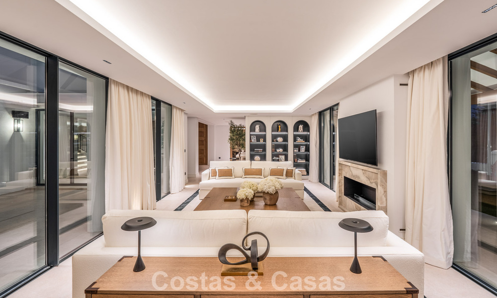 Villa contemporánea de lujo andaluz en venta rodeada de campos de golf en Nueva Andalucía, Marbella 776939