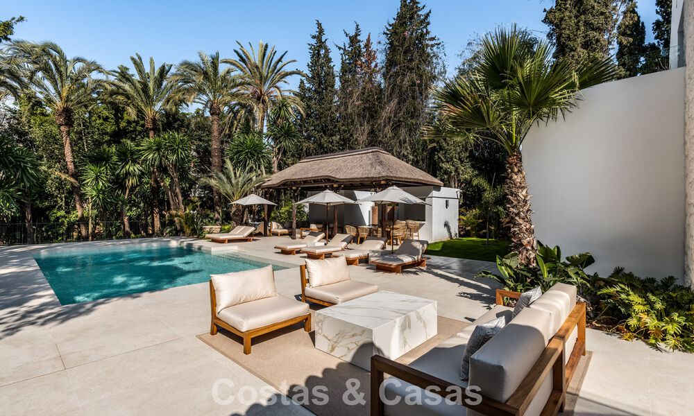 Villa contemporánea de lujo andaluz en venta rodeada de campos de golf en Nueva Andalucía, Marbella 776944