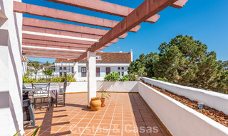 Ático dúplex en venta a poca distancia de todos los servicios y Puerto Banús en Nueva Andalucía, Marbella 777367 