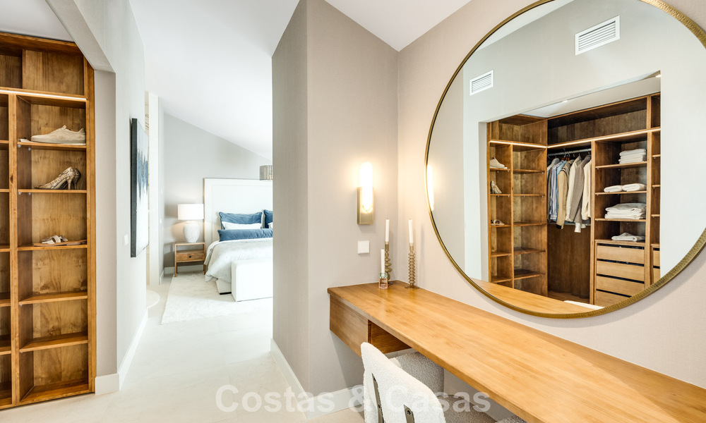 Ático dúplex listo para entrar a vivir en venta en una urbanización con seguridad las 24 horas en la Milla de Oro de Marbella 777111