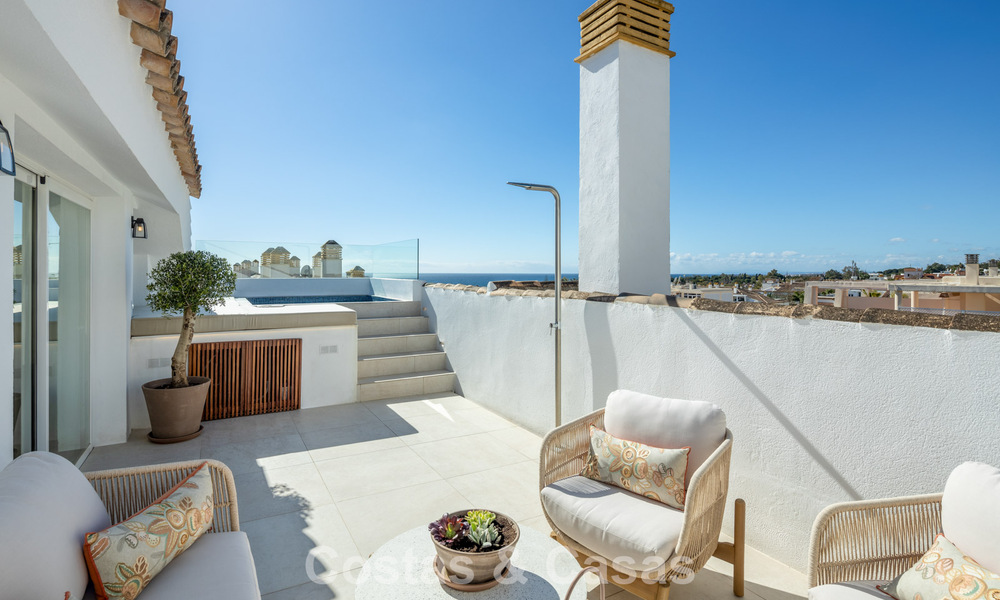 Ático dúplex listo para entrar a vivir en venta en una urbanización con seguridad las 24 horas en la Milla de Oro de Marbella 777123