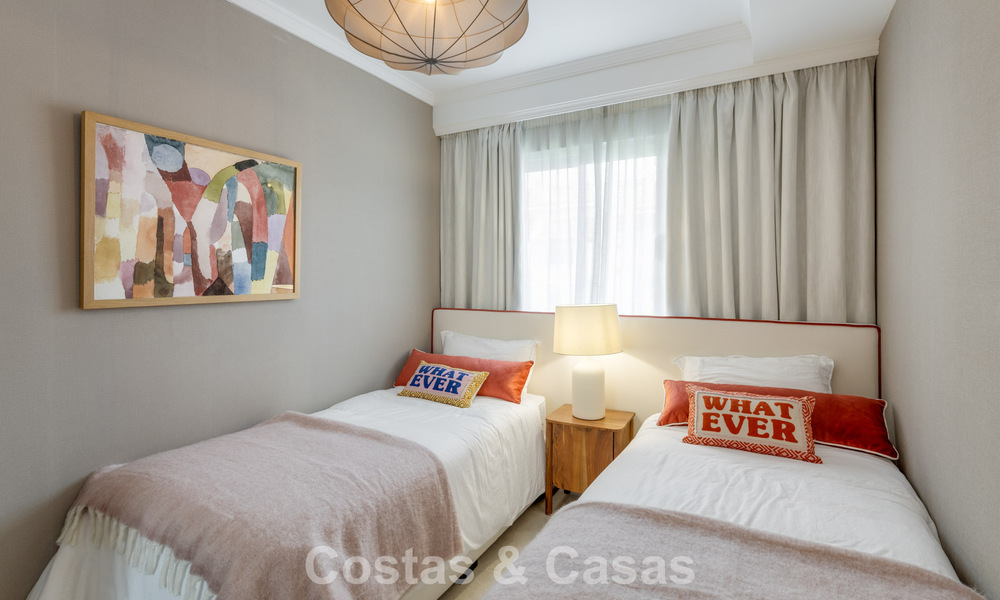 Ático dúplex listo para entrar a vivir en venta en una urbanización con seguridad las 24 horas en la Milla de Oro de Marbella 777127