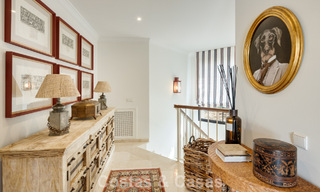 Villa de lujo lista para entrar a vivir en venta junto a un campo de golf privilegiado en La Quinta, Marbella - Benahavis 777078 