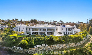 Lujosa villa adosada moderna en venta cerca de todos los servicios en Guadalmina y San Pedro, Marbella 777304 