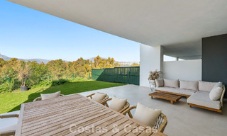 Lujosa villa adosada moderna en venta cerca de todos los servicios en Guadalmina y San Pedro, Marbella 777329 