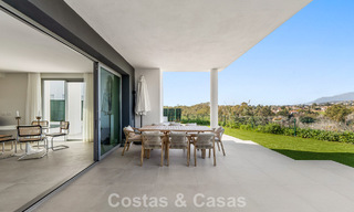 Lujosa villa adosada moderna en venta cerca de todos los servicios en Guadalmina y San Pedro, Marbella 777330 