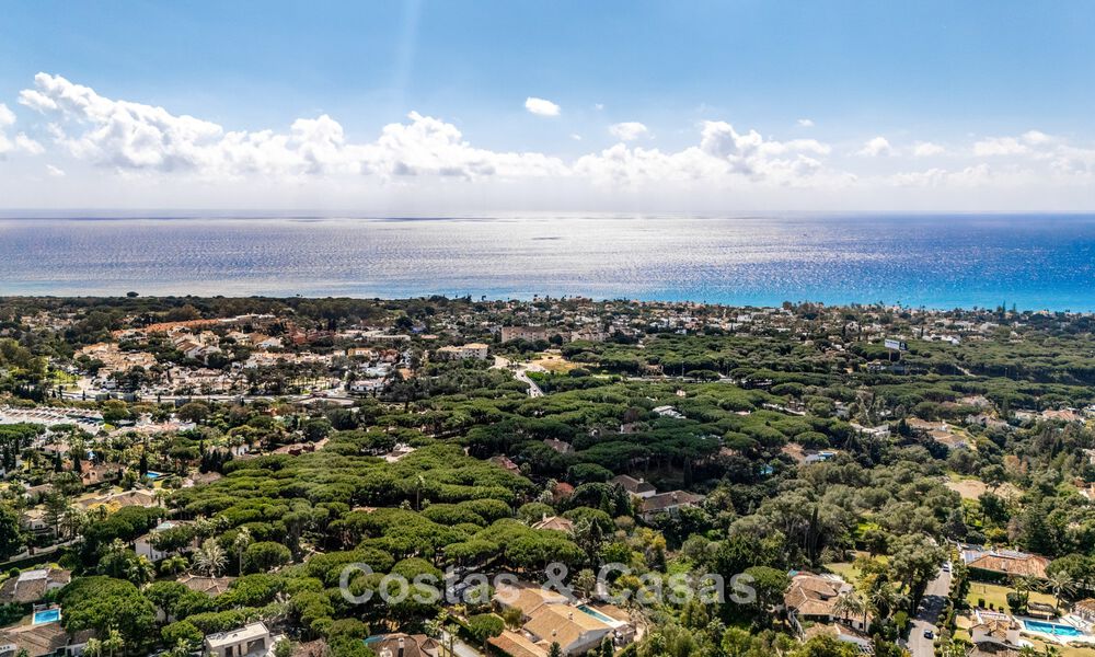 Amplia villa familiar de 4 dormitorios con vistas al mar en venta en una codiciada zona residencial en Marbella Este 777252
