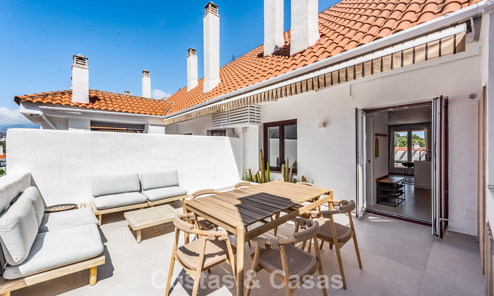 Ático dúplex renovado en venta a poca distancia de todos los servicios y Puerto Banús en Nueva Andalucía, Marbella 777382