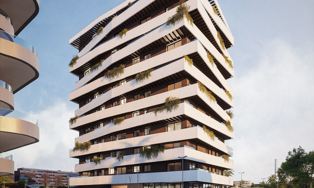 6 lujosos áticos dúplex con vistas abiertas al mar en venta directamente en el paseo marítimo de Málaga centro 777529