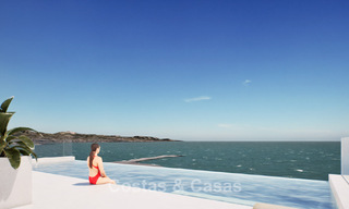 6 lujosos áticos dúplex con vistas abiertas al mar en venta directamente en el paseo marítimo de Málaga centro 777579 