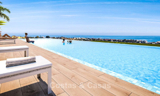 Proyecto de modernos apartamentos y villas adosadas en venta en la Nueva Milla de Oro entre Marbella y Estepona 777397 